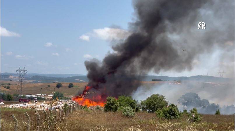 Tuzla'da yangın! Müdahale sürüyor 11